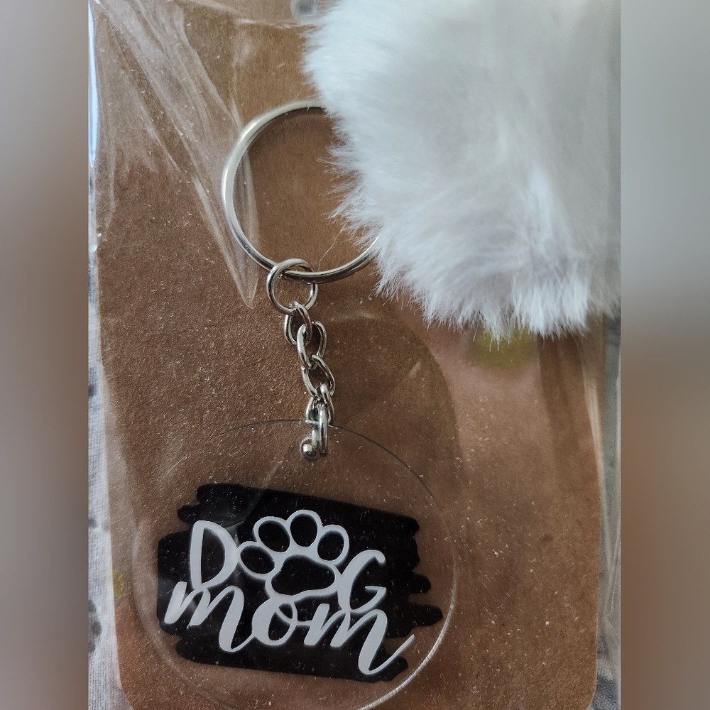Dog Mom Key Chain Brand New